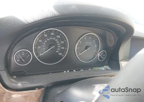 2013 BMW 528I xDrive из США, поврежденный, VIN WBAXH5C51DDW12215